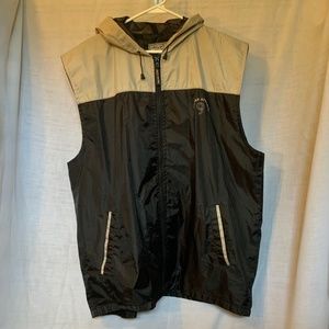 Urban Apparel Lightweight Nylon Weather-Resistant Hooded Zip-Front Vest (XL)